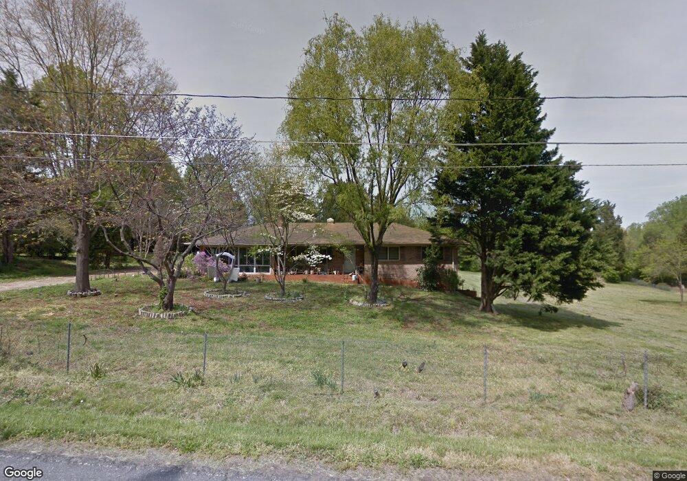 170 E Edison Dr, Statesville, NC 28625 - photo 1