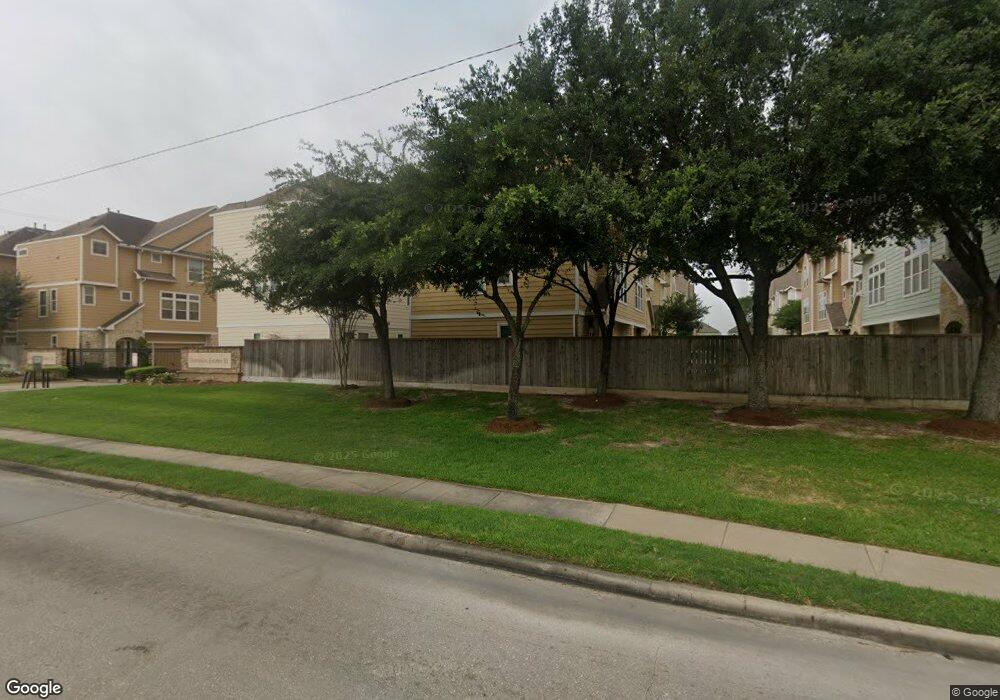 3304 Home Point Dr, Houston, TX 77091 - photo 1