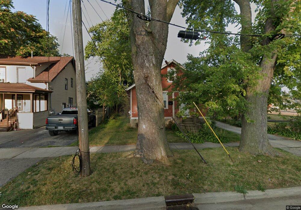 828 Indiana Ave, Waukegan, IL 60085 - photo 1