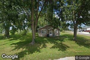 202 W Woods St, Avon, IL 61415