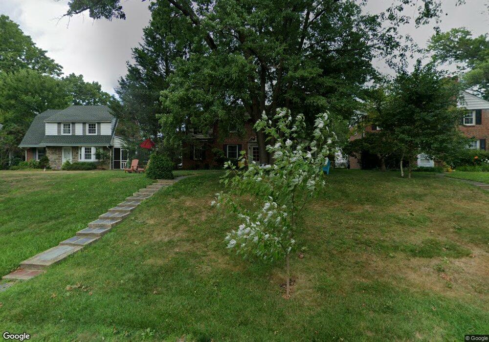 628 S Newton Lake Dr, Collingswood, NJ 08108 - photo 1