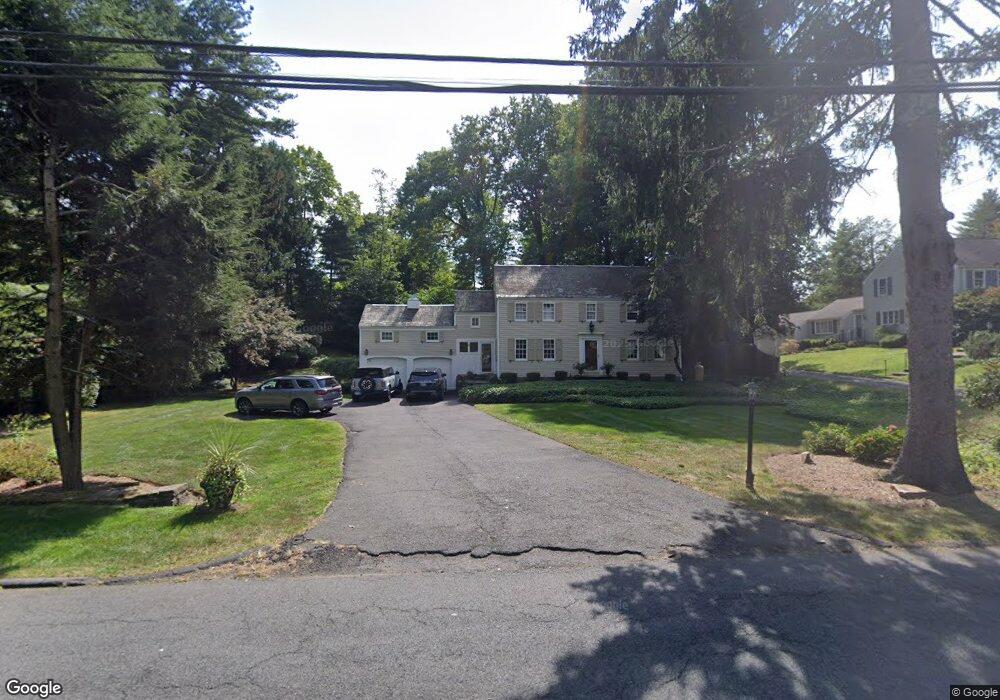 3 Hunter Dr, West Hartford, CT 06107 - photo 1