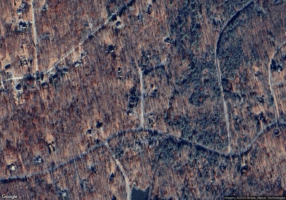 215 Pine Ln, Price Township, PA 18325 - photo 1