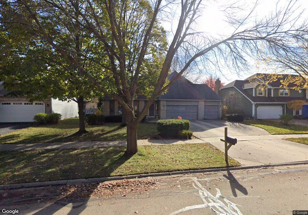 518 Cloverleaf Ct, Naperville, IL 60565 - photo 1