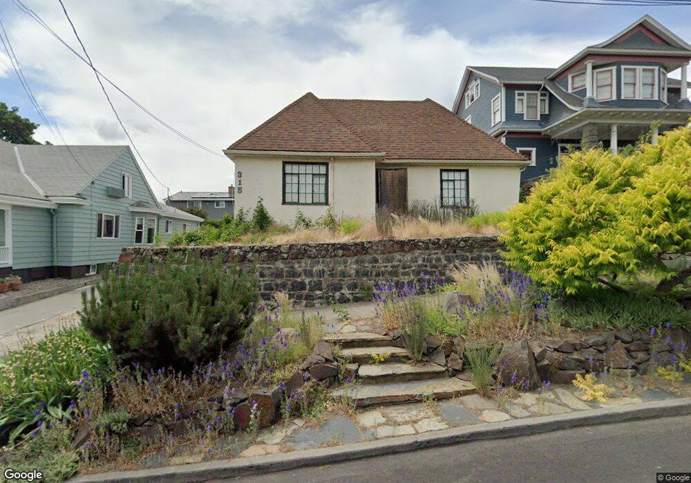 315 NE 1st St, Pendleton, OR 97801 - photo 1