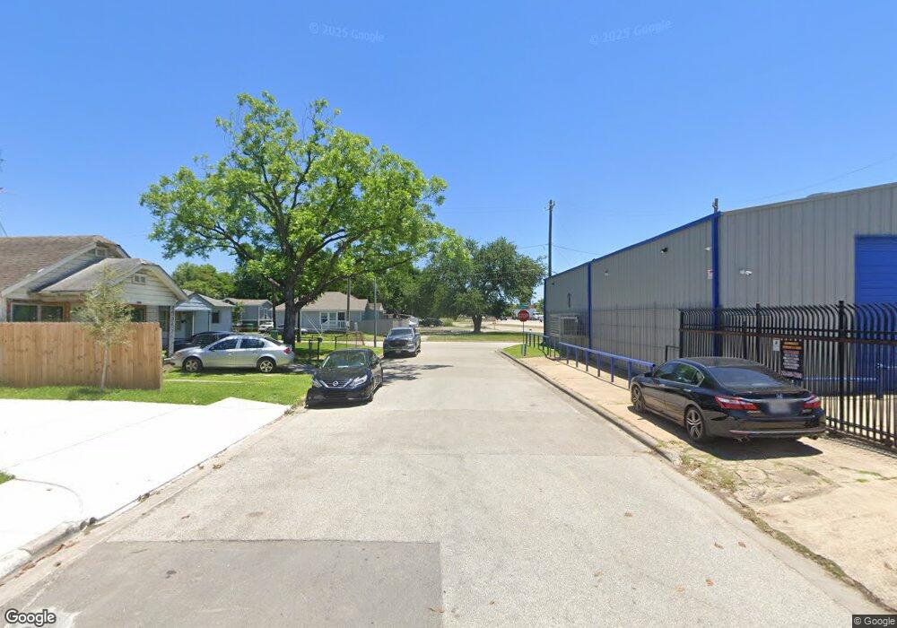 0 30th St unit 80529216, Houston, TX 77018 - photo 1