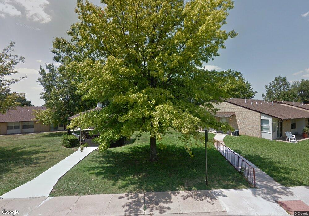 2401 Village Ln, Ardmore, OK 73401 - photo 1