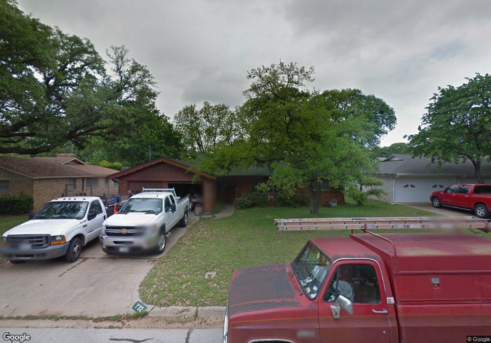 732 Timberhill Dr, Hurst, TX 76053 - photo 1