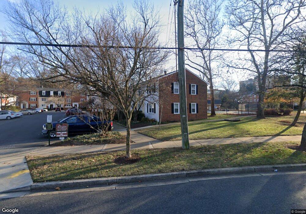 2665 S Walter Reed Dr unit A, Arlington, VA 22206 - photo 1