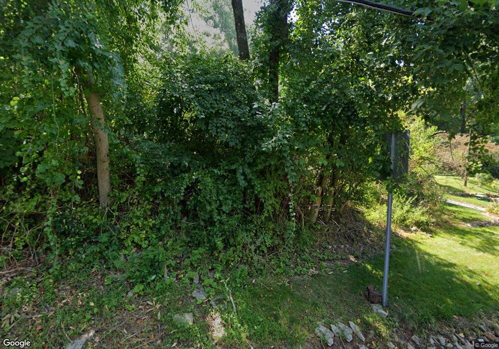 203 Summerfield Rd, Belvidere, NJ 07823 - photo 1