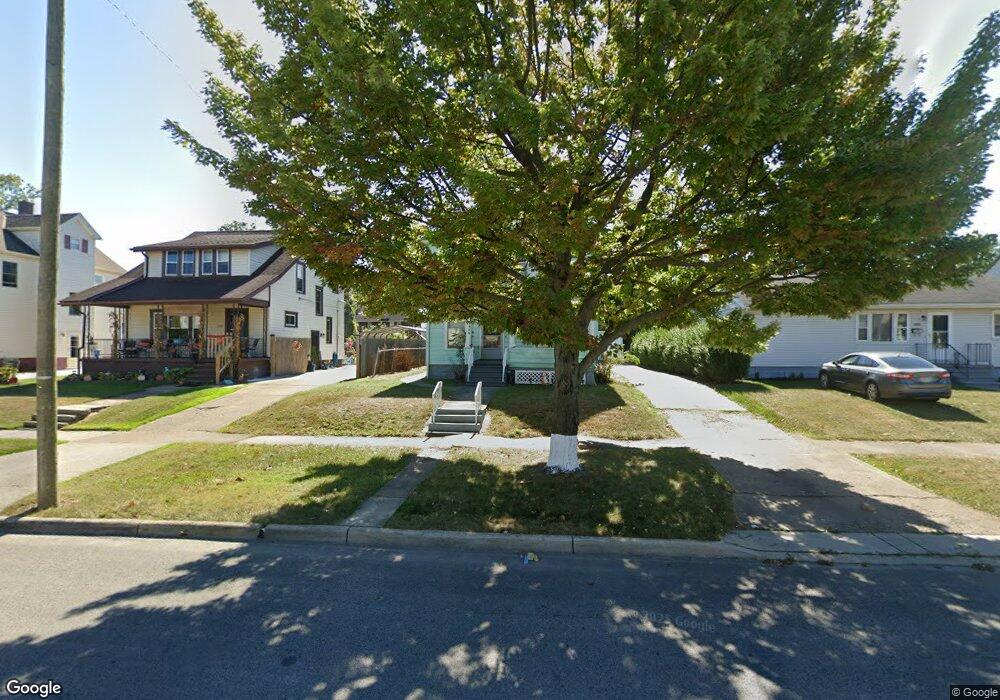 1954 E 30th St, Lorain, OH 44055 - photo 1