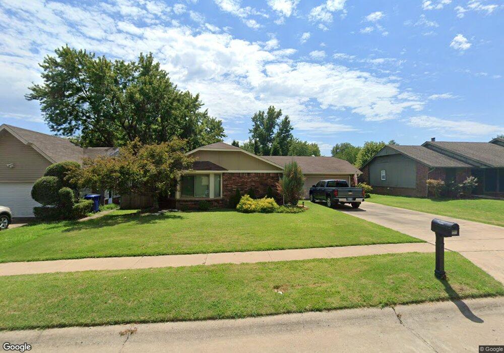 1313 W Hot Springs Place, Broken Arrow, OK 74011 - photo 1