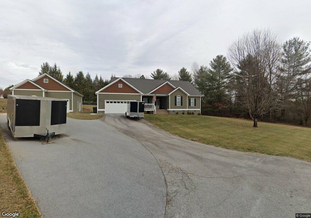 27 Wind Chime Ln, Hendersonville, NC 28792 - photo 1