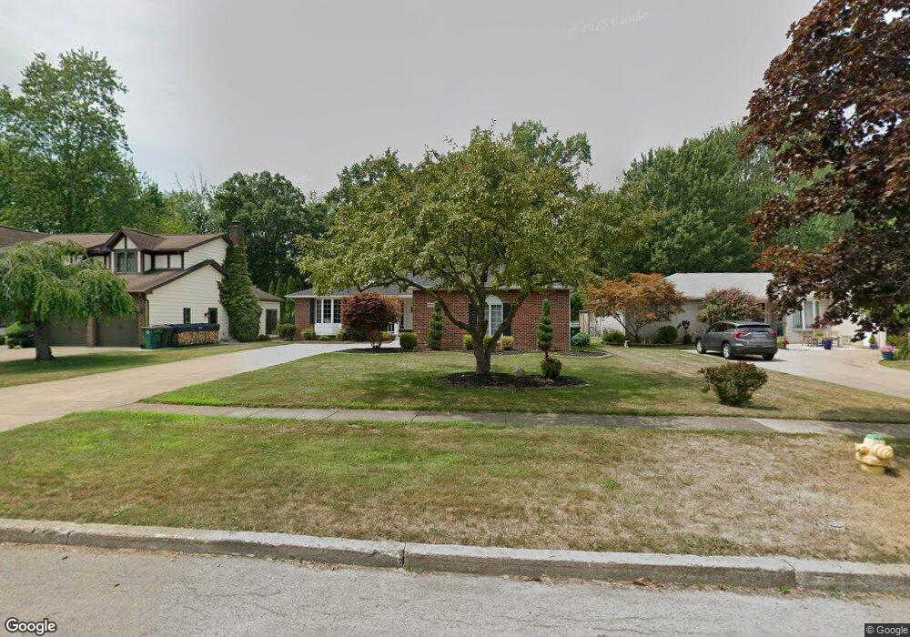 1450 Fairfield Dr, North Tonawanda, NY 14120 - photo 1