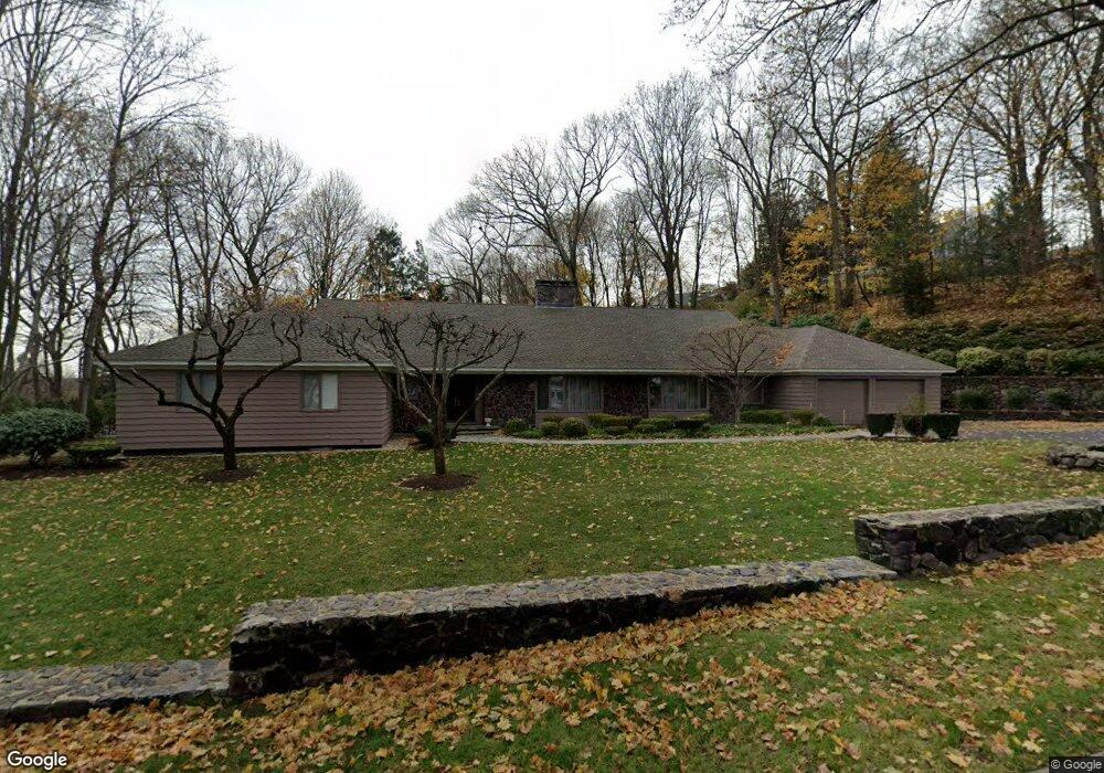 12 Swan Rd, Winchester, MA 01890 - photo 1