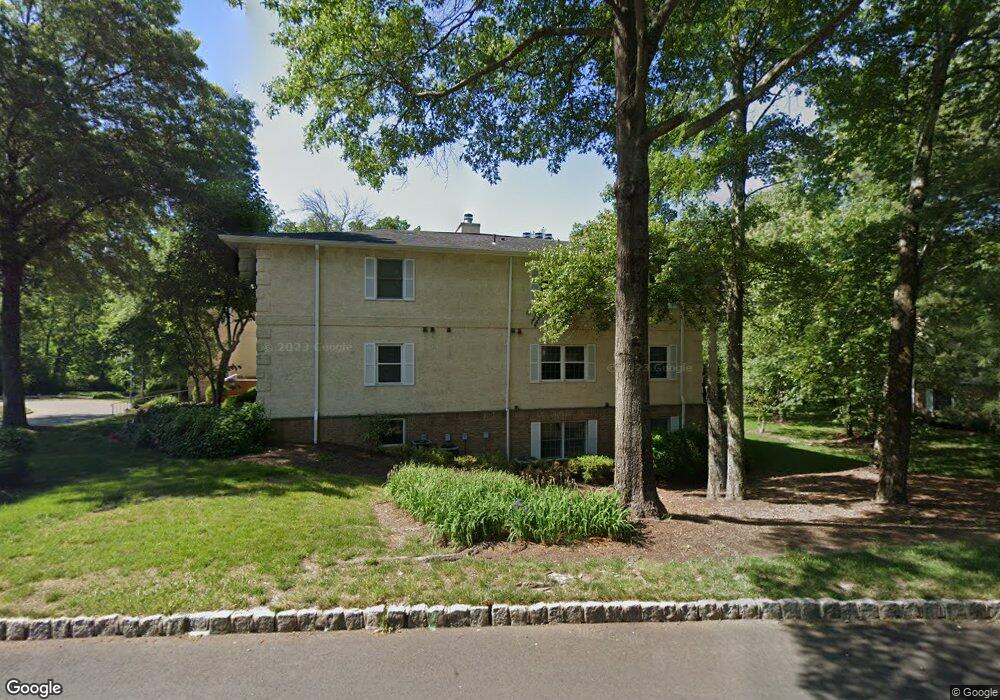 11G Heritage Dr, Chatham, NJ 07928 - photo 1