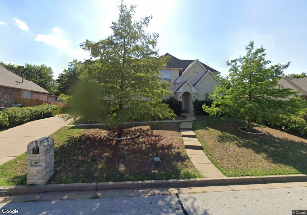 321 Fanning Dr, Hurst, TX 76053 - photo 1