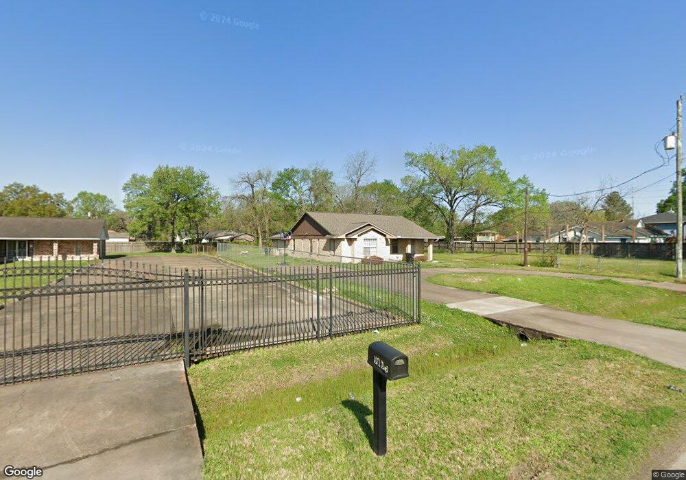 9019 Shady Dr, Houston, TX 77016 - photo 1
