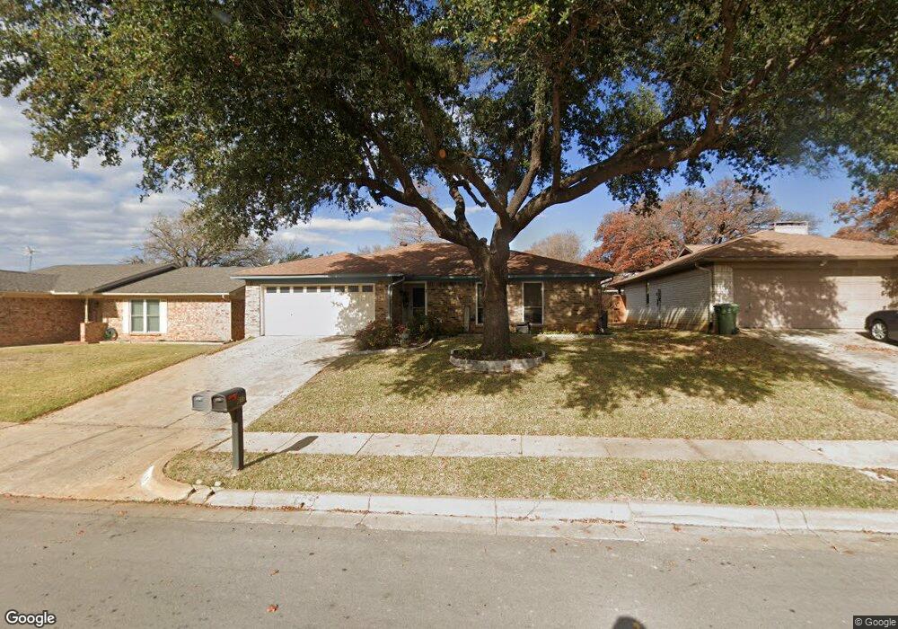 617 Mountain Laurel Ln, Bedford, TX 76021 - photo 1