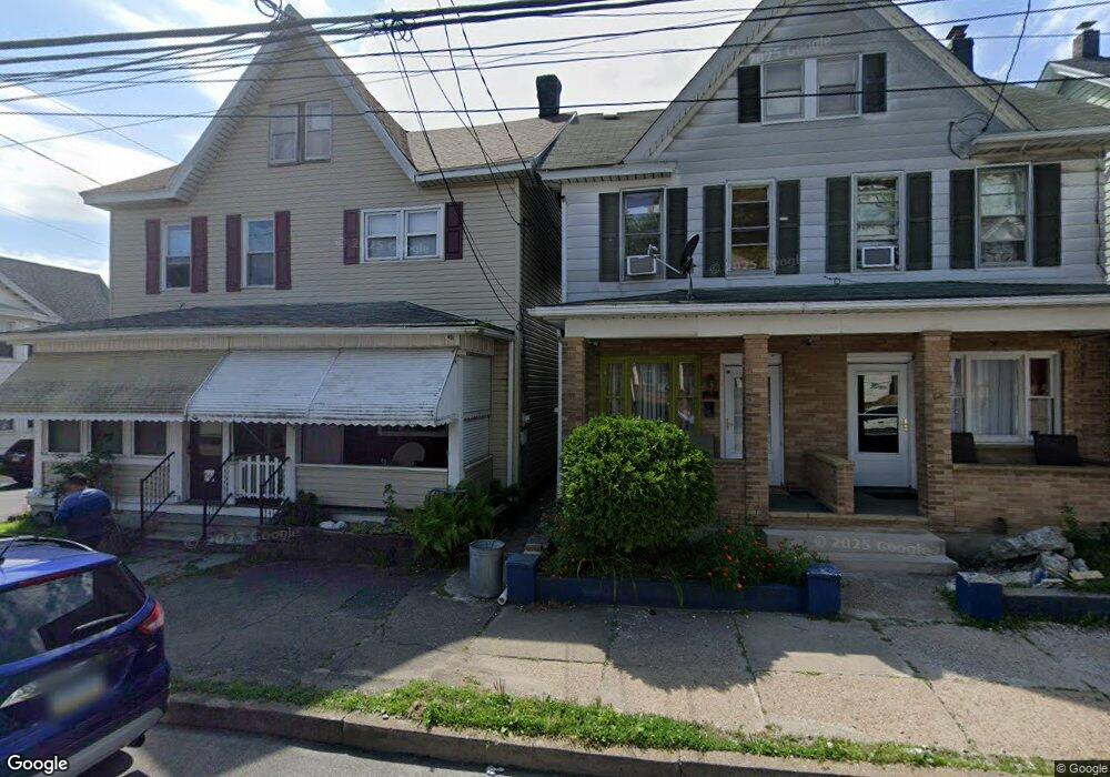 564 N Vine St, Hazleton, PA 18201 - photo 1