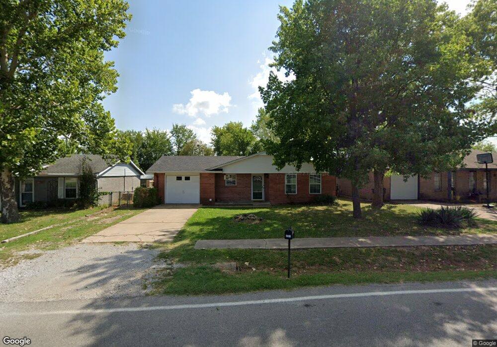 1203 S Osage St, Skiatook, OK 74070 - photo 1