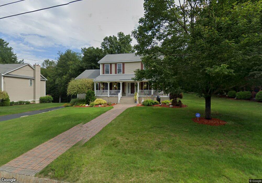 52 Country Walk Dr, Manchester, NH 03109 - photo 1