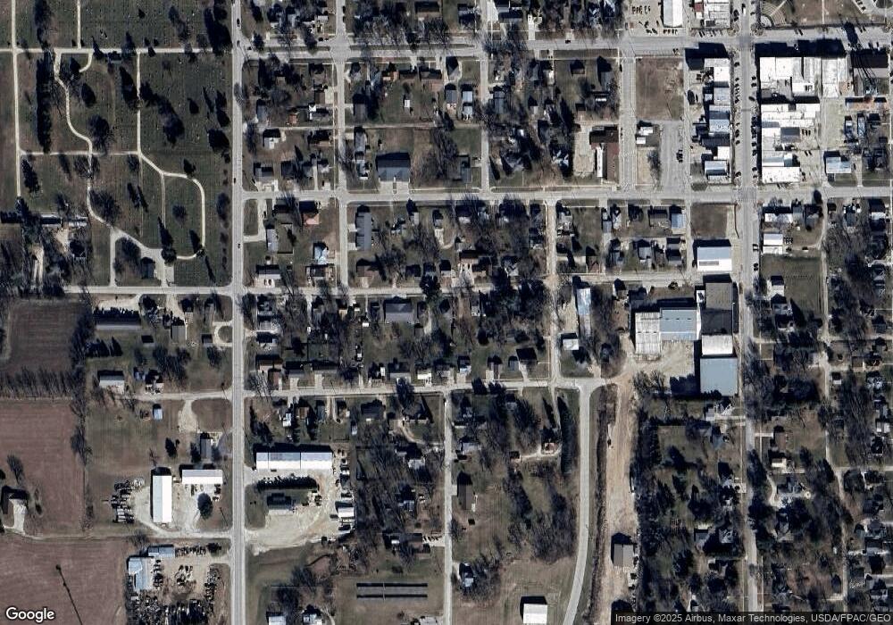 213 Linden St, West Union, IA 52175 - photo 1