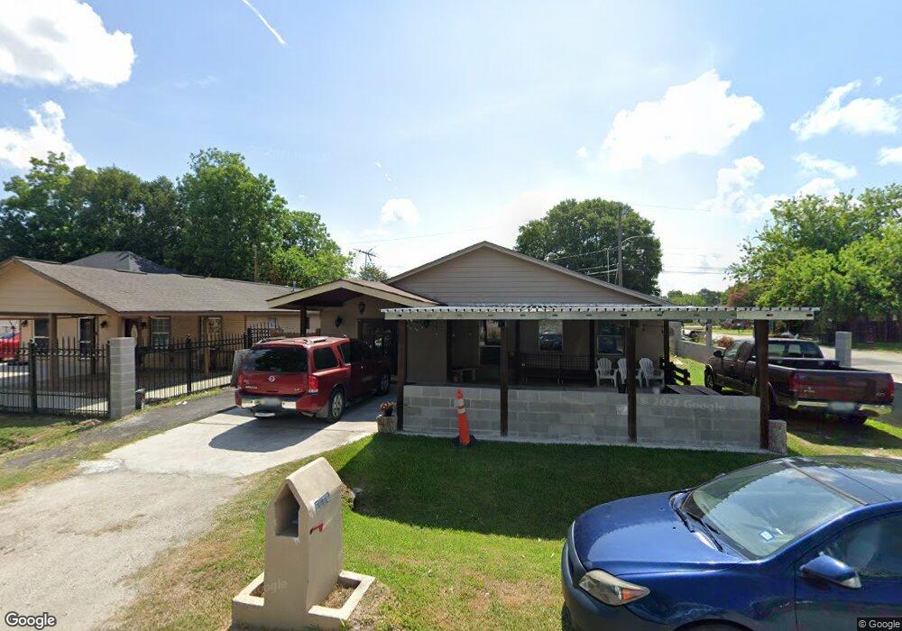 7014 Sunnyhill St, Houston, TX 77088 - photo 1