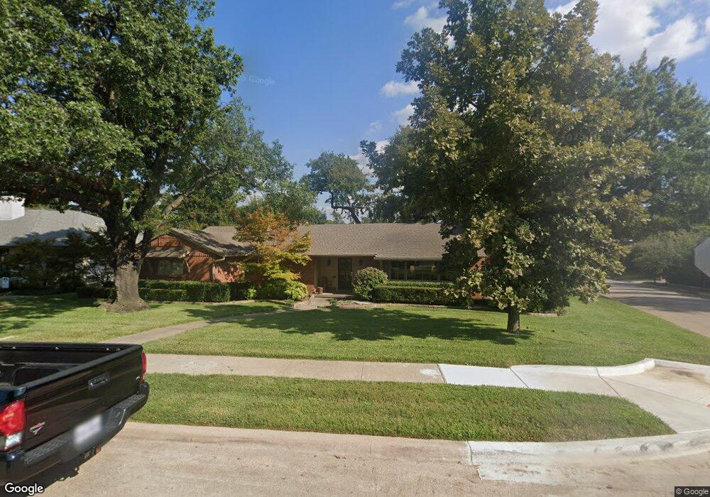 7104 Cornelia Ln, Dallas, TX 75214 - photo 1