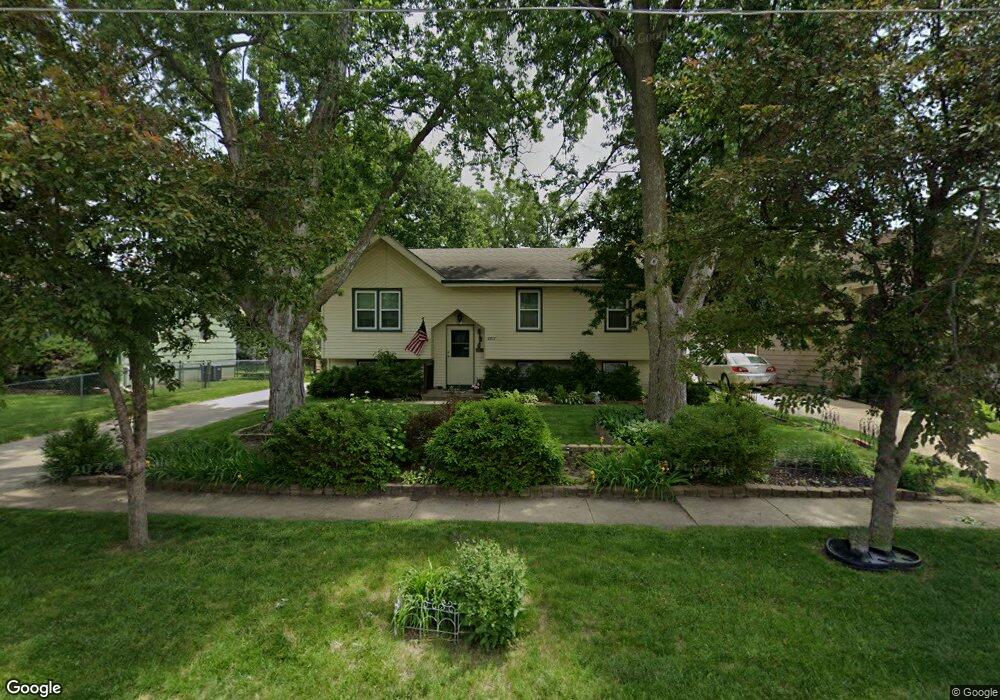 2517 Lay St, Des Moines, IA 50317 - photo 1