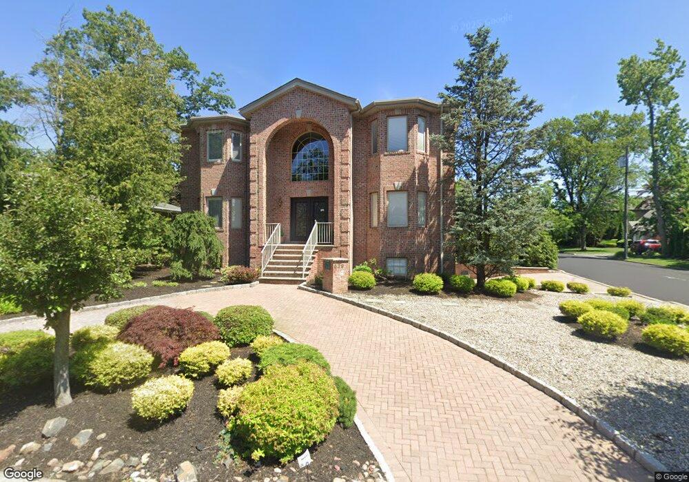 539 Summit St, Englewood Cliffs, NJ 07632 - photo 1