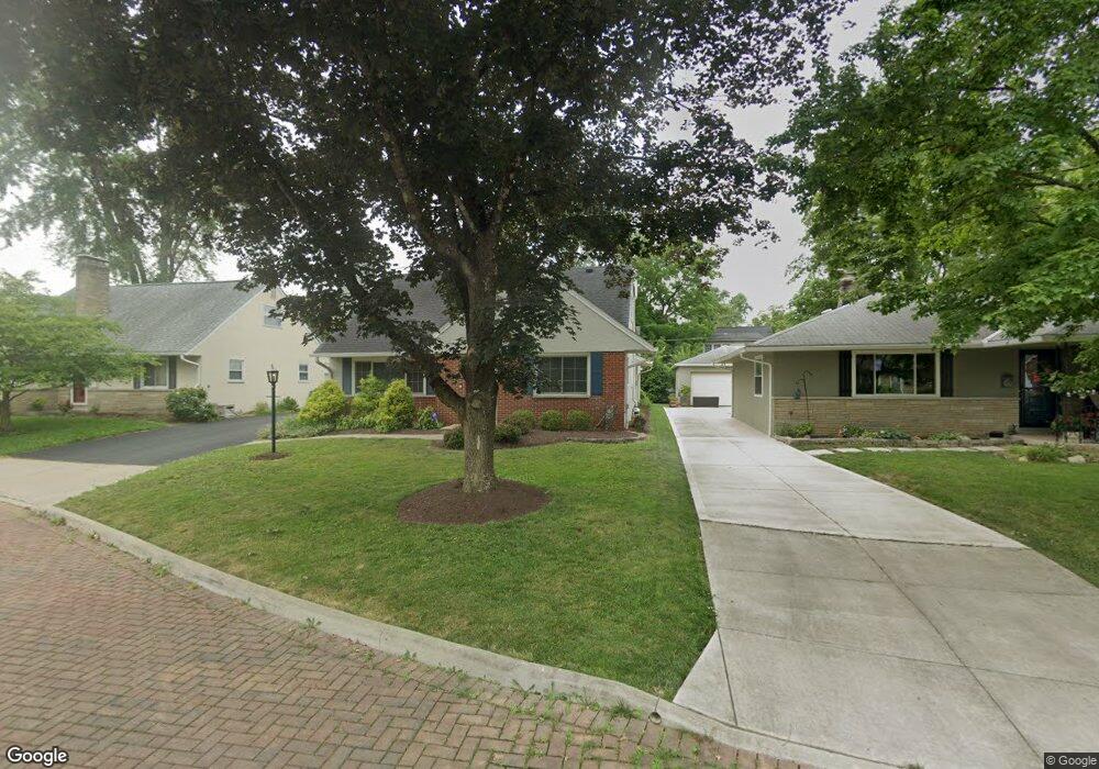 279 Dixon Ct, Columbus, OH 43214 - photo 1