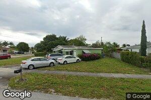 1402 W Montgomery St, Lantana, FL 33462