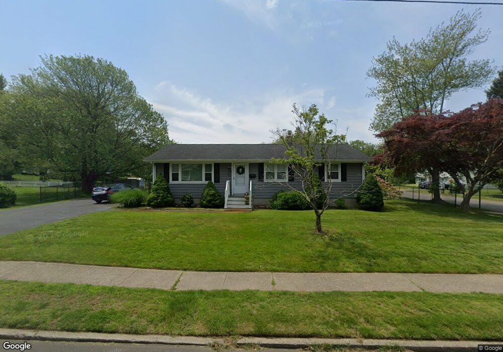 369 Pond Point Ave, Milford, CT 06460 - photo 1