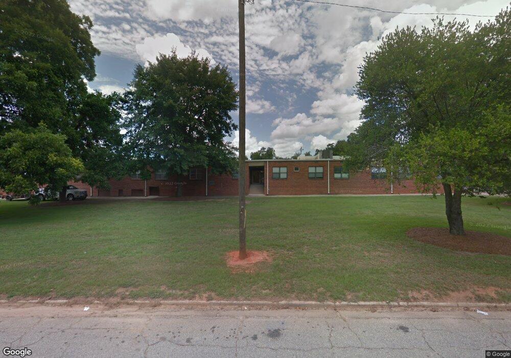 1077 Thomas St, Macon, GA 31206 - photo 1