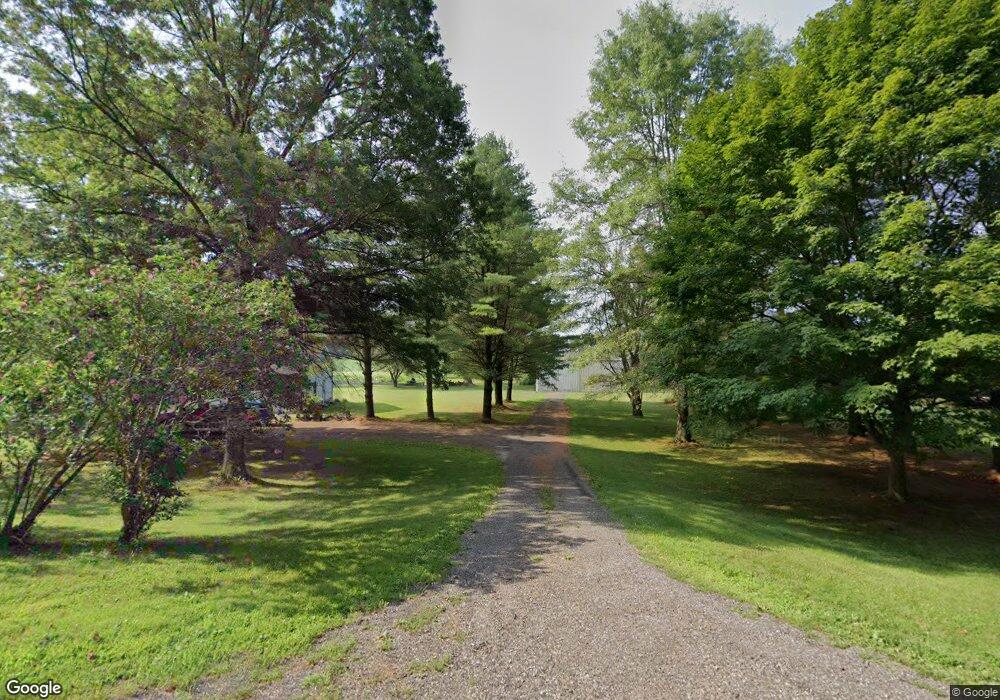 5690 Savage Hill Rd, Sugar Grove, OH 43155 - photo 1