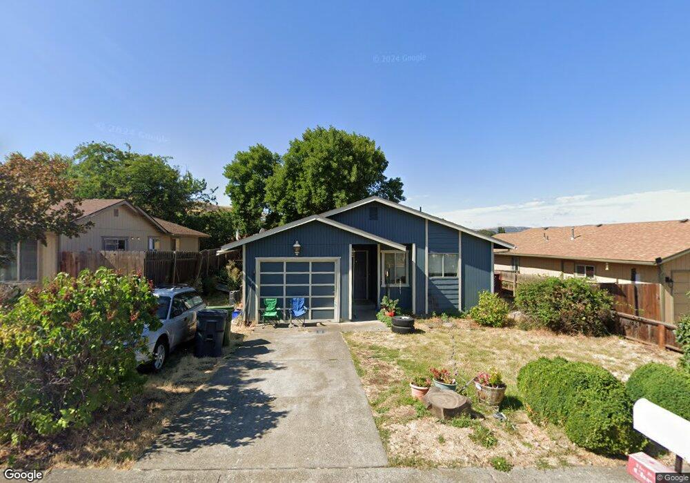 633 Sherman Dr, the Dalles, OR 97058 - photo 1