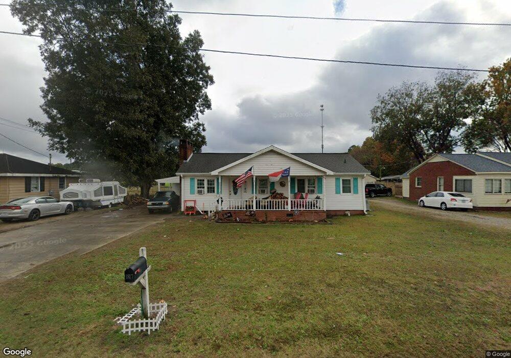 1817 W Main St, Williamston, NC 27892 - photo 1
