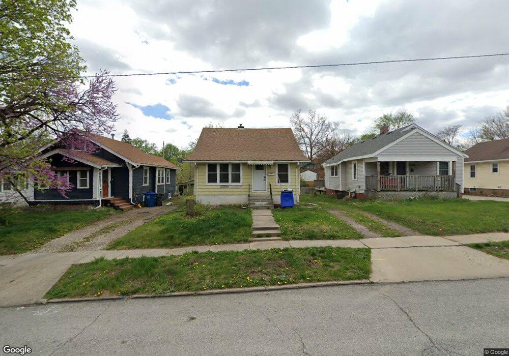 3734 Rollins Ave, Des Moines, IA 50312 - photo 1