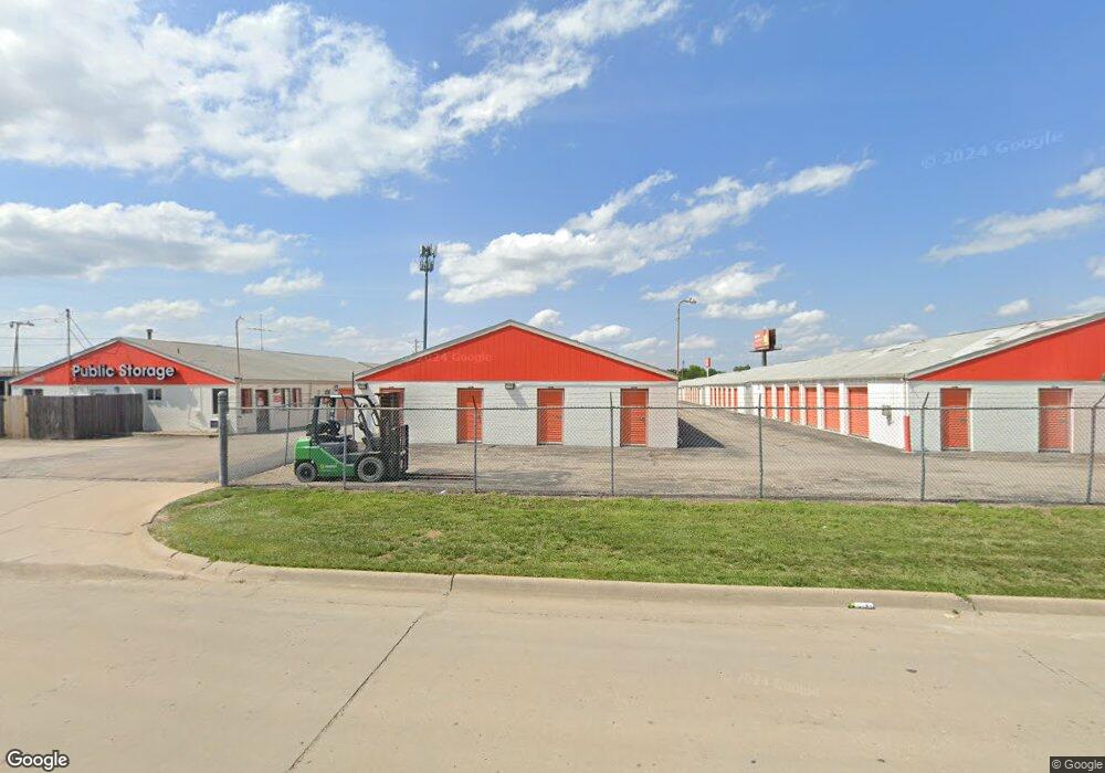 1850 SW 41st St, Topeka, KS 66609 - photo 1