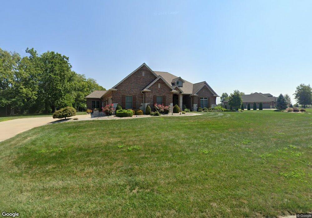 1916 Windcrest Dr, O Fallon, IL 62269 - photo 1