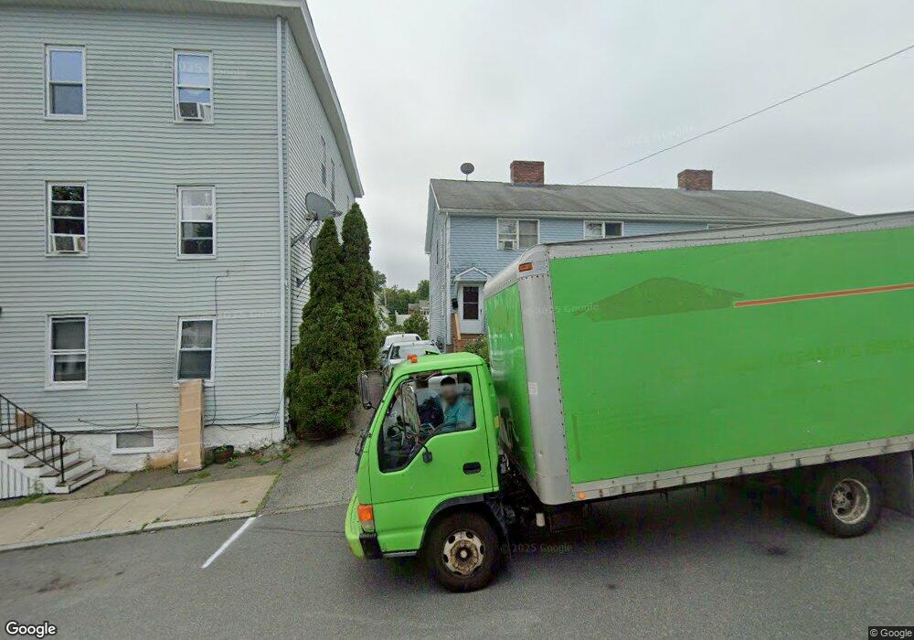 15A Read St unit 15A, Salem, MA 01970 - photo 1