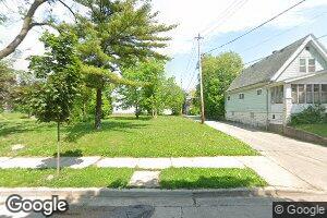 3232 N 16th St, Milwaukee, WI 53206