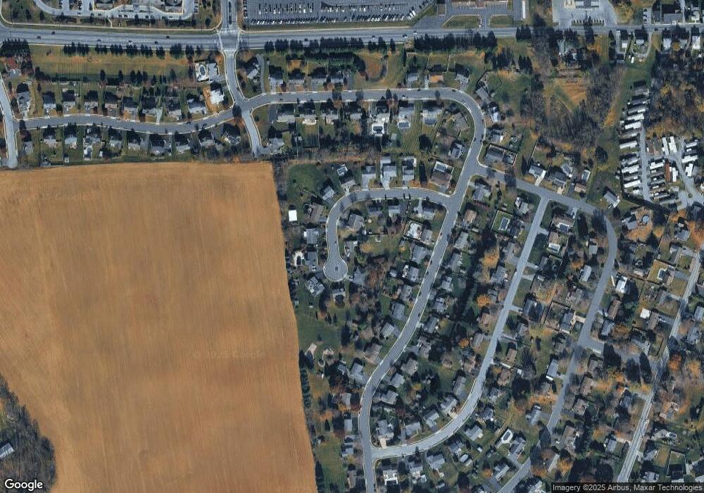 79 Knight Ct, Palmyra, PA 17078 - photo 1