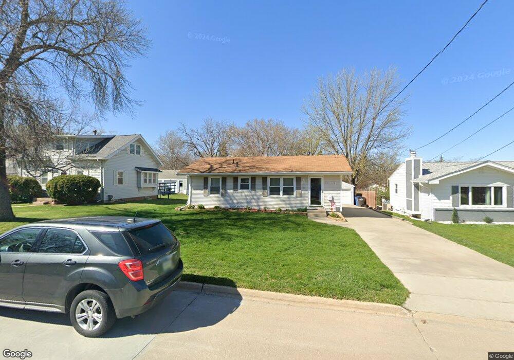 1013 Herold Ave, Des Moines, IA 50315 - photo 1