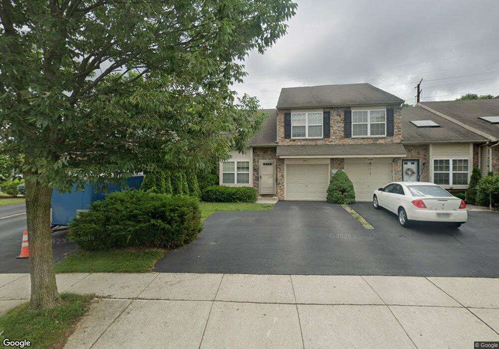 5492 Tanglewood Ln Ln, Allentown, PA 18106 - photo 1