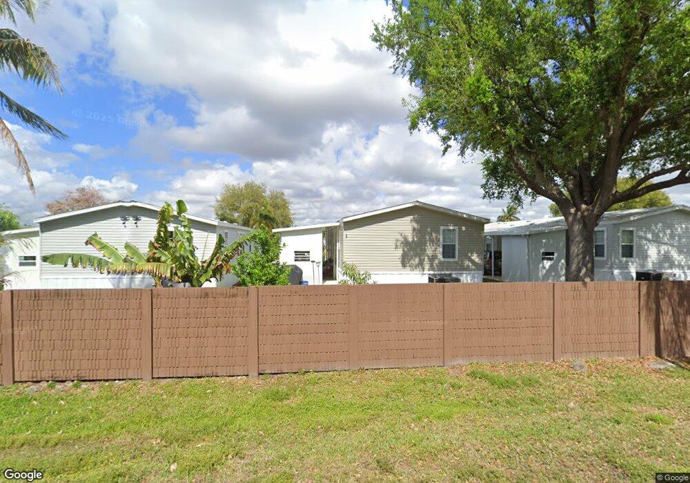 33 Jasmine Ln, Davie, FL 33325 - photo 1