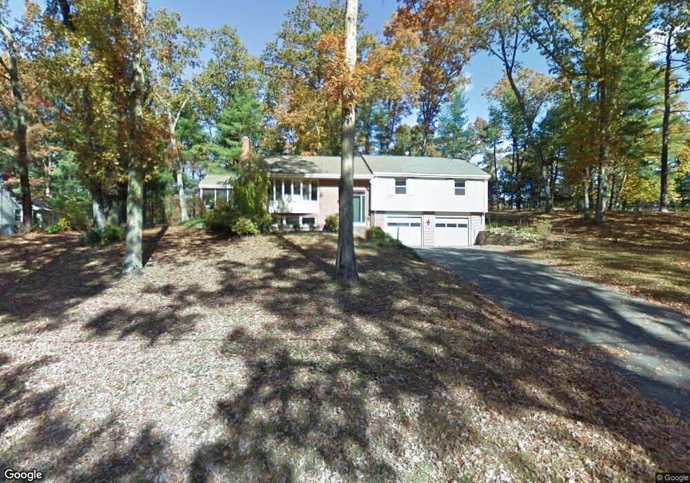 45 Quincy Rd, Glastonbury, CT 06033 - photo 1