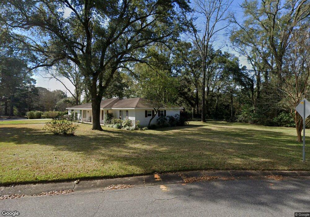 950 Highpoint Dr W, Mobile, AL 36693 - photo 1