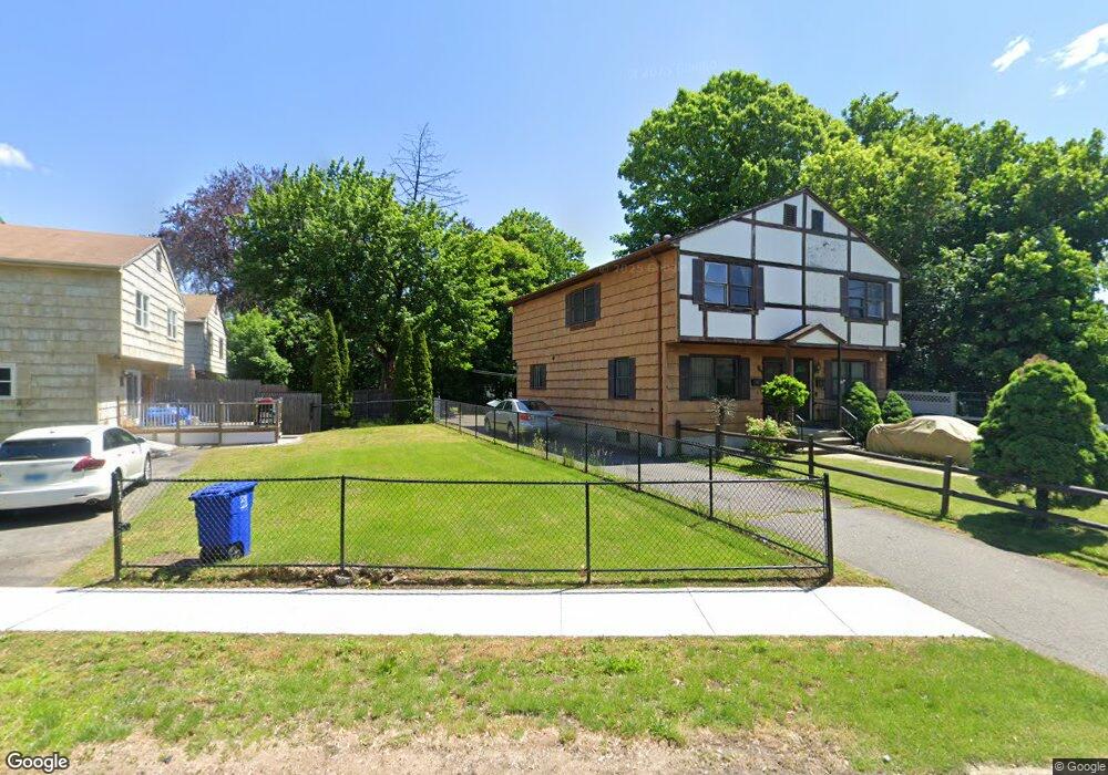 1066 Brooklawn Ave, Bridgeport, CT 06604 - photo 1